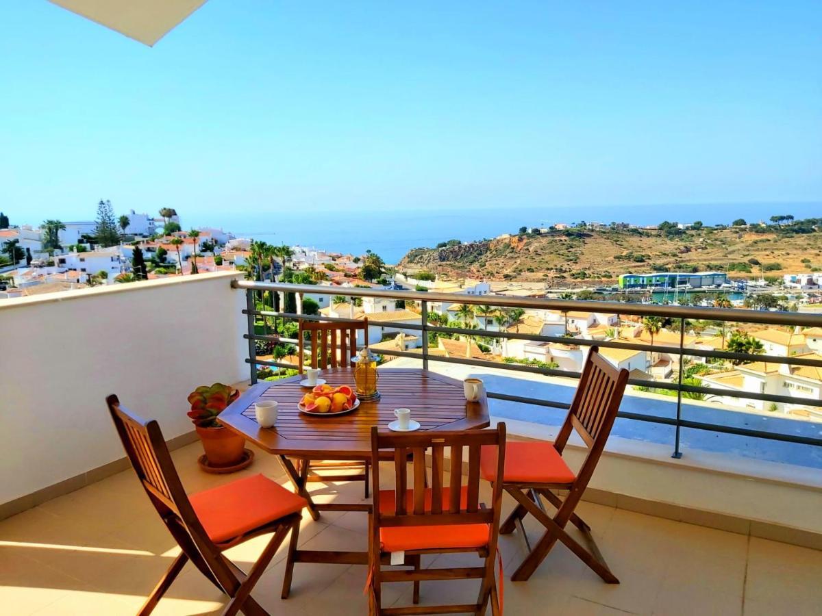 Apartmán Penthouse With Sea Views Albufeira Exteriér fotografie
